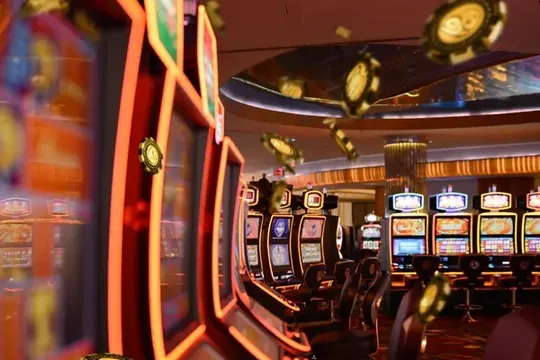 Casibom mobil uygulaması: neon ışıklı slot salonu